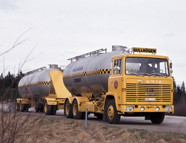 Paul Nutzfahrzeuge - Scania V8 Power combined with a hydrostatic