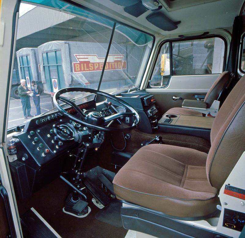 Volvo cab interior update 1975