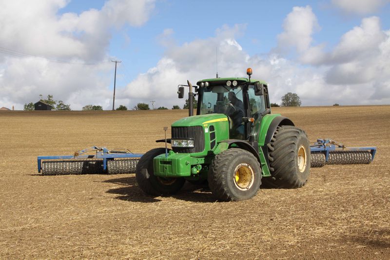 John Deere 6930 on Terra-tyres