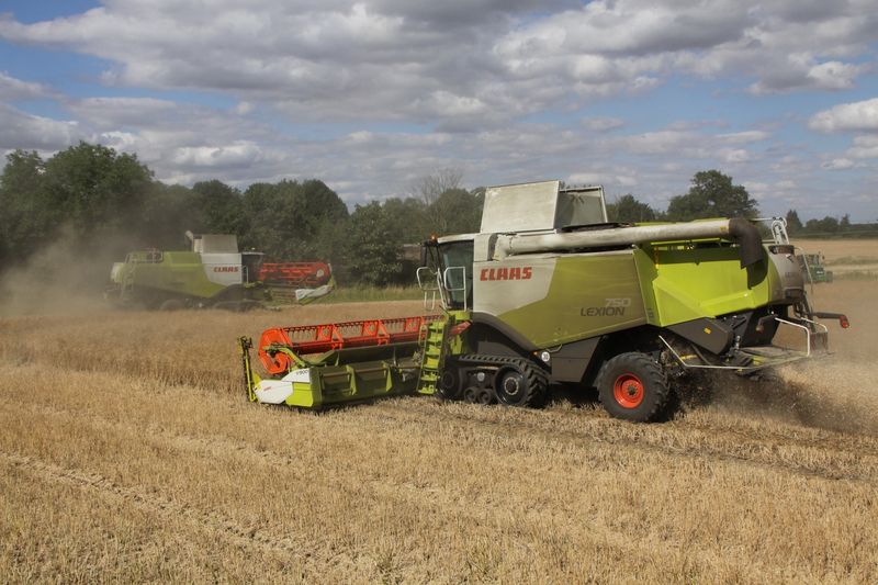 Claas Lexion 750 TT and 760 TT